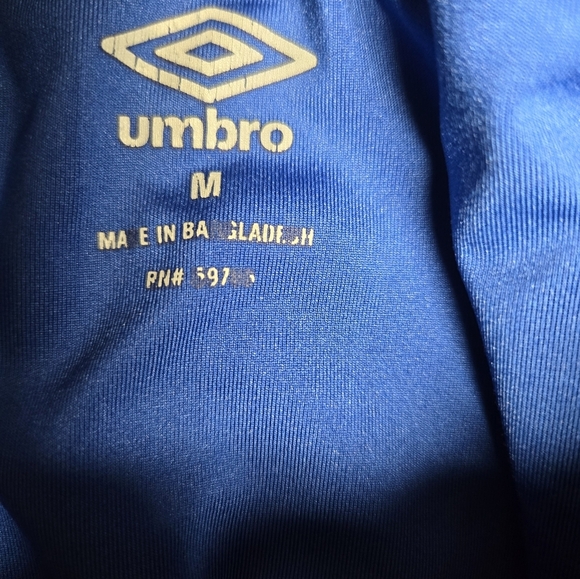 Umbro Women's  Blue Ombre Athletic Shorts Size Medium - Picture 6 of 6